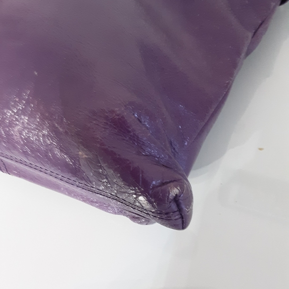 Danier Purple Distressed Leather Crossbody Bag - Picture 13 of 15